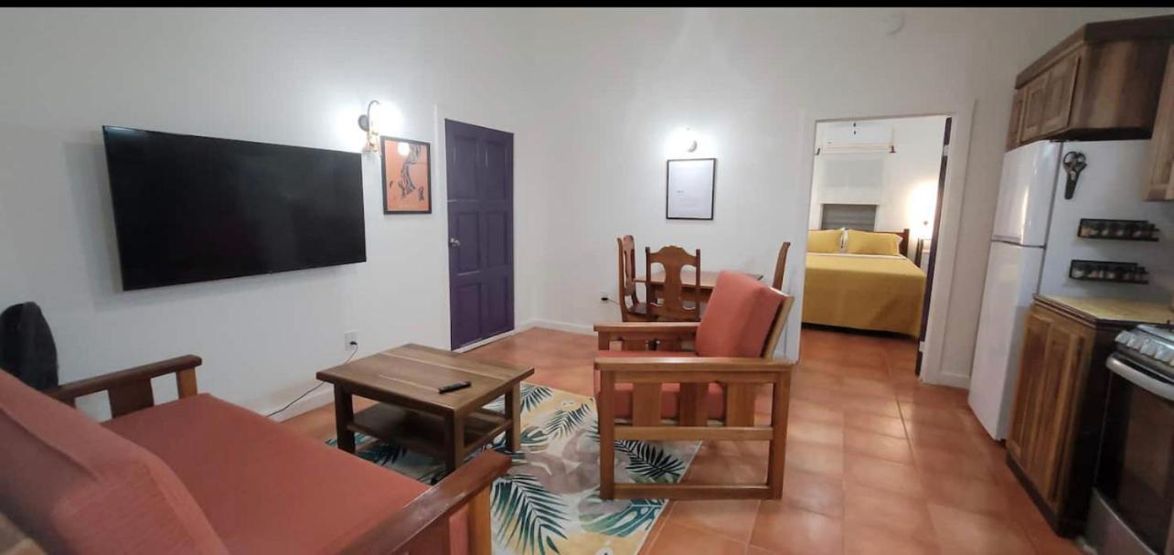 فندق Alux House Placencia المظهر الخارجي الصورة