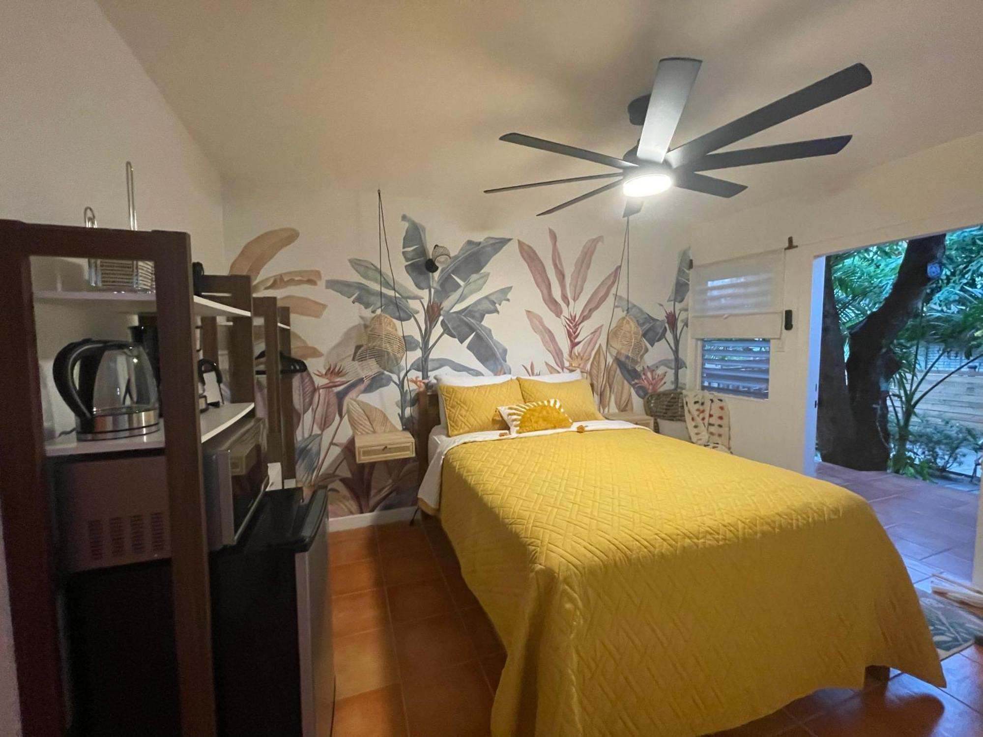 فندق Alux House Placencia المظهر الخارجي الصورة